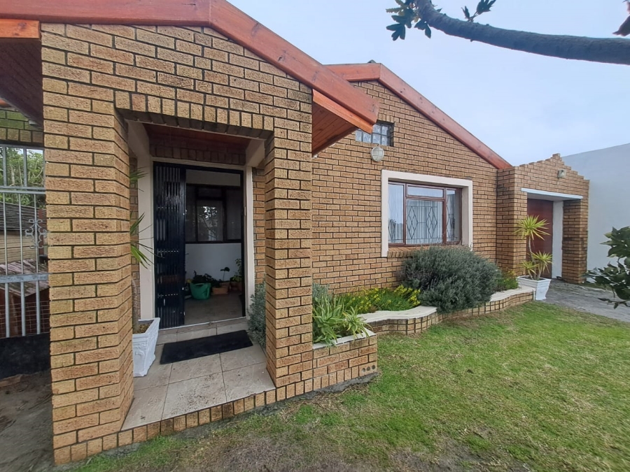 3 Bedroom Property for Sale in Ottery Western Cape